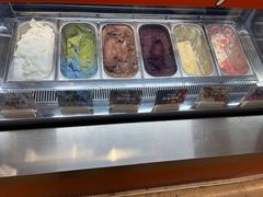 -极拉图·现制冰淇淋(大卫城店)