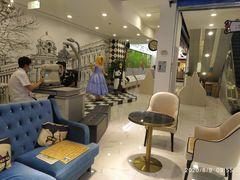 -简·爱眼镜(赛隆眼镜广场店)