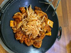-城山辣炒黑猪肉