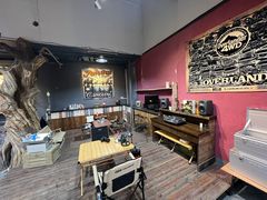 -途乐户外装备集合店