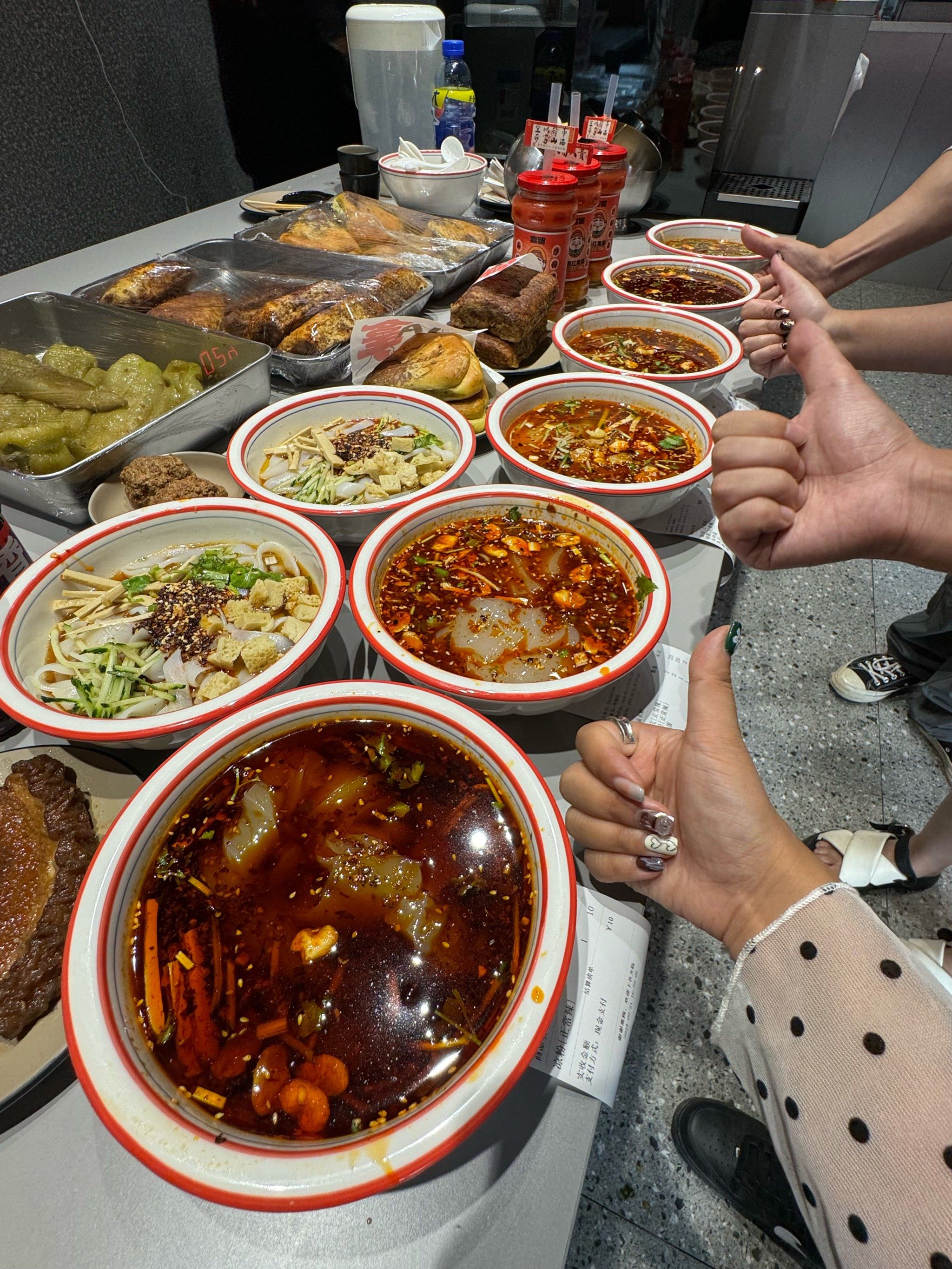 太原!食品街!快去吃!