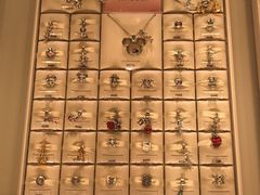 -Pandora潘多拉珠宝(朝阳大悦城店)