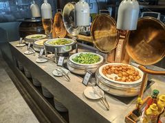 自助取餐区-武汉世茂希尔顿酒店·汇·全日餐厅