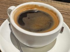 -Common Table · Brunch & Coffee
