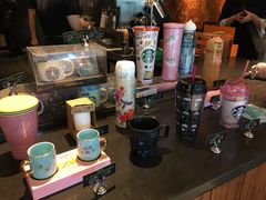 -星巴克(恒隆广场店)