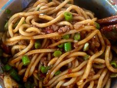 素椒杂酱面-左撇子私房面