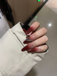 -By.2一站式美甲美睫