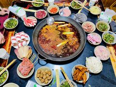 -星鸿社重庆老火锅(燃灯寺分店)