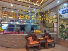 -老街坊美食汇(玉兰大街店)