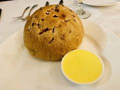 超多黄油的餐前面包-摩根扒房(桐梓林店)