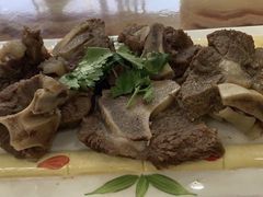 -苏莱特色牛骨滩羊手抓馆(长城东街总店)