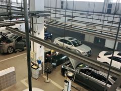 -深圳锦龙奥迪4S店(前海店)