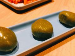 艾草青团-弄堂小笼包(天津南开大悦城店)