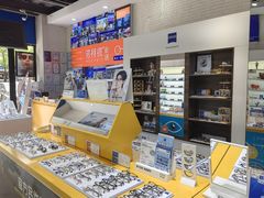 -诺柯视眼镜-蔡司依视路官方工厂店(淞南一店)