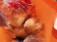 -白玉兰食品甜凤店(合生汇店)