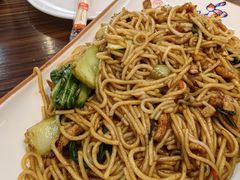 -民间瓦缸煨汤館(嵩山路店)