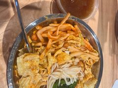 -柳州肥姨妈大骨螺蛳粉(沙河店)