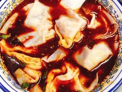红汤抄手-西月城谭豆花(春熙路店)