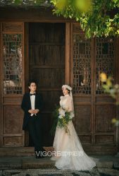 -雪中彩影婚纱摄影·微光艺术中心