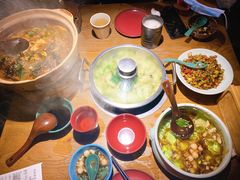 -吃饭皇帝大土家民族菜(正大广场店)