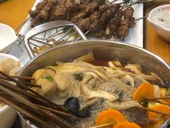-洪忠涮烤王(嵩山路店)