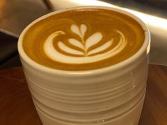 澳白-BIJOU coffee&cocktail(龙岗万科广场店)