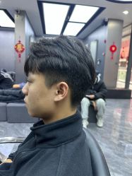 -米可造型烫发染发
