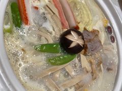 -三人行骨头王火锅(长寿店)