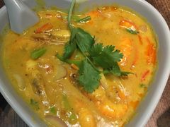 -大头虾越式风味餐厅(光明广场店)