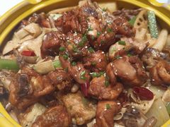 -多嘴肉蟹煲(万达店)