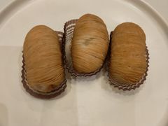 金牌榴莲酥-唐宫海鲜舫