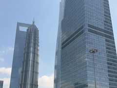 -陆家嘴空中步行连廊
