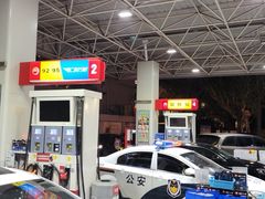 -中国石油(常德路加油站)