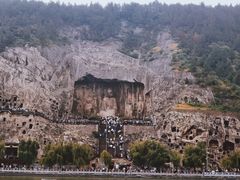 -龙门石窟
