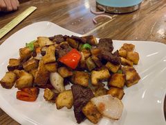 -清真·玛丽亚新疆菜主题餐厅(浙江中路店)