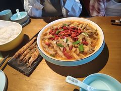 -香蟹煲·醉蟹牛蛙耙鸡爪