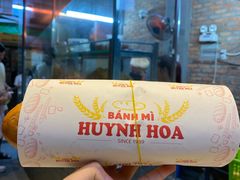-Bánh Mì Huynh Hoa