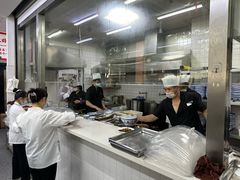 -贯贯吉·清真餐厅(浙江中路店)