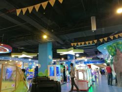 -利奥梦幻主题乐园(爱琴海购物公园店)