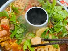 -碰湘地·鲜切牛肉麻辣烫(新世纪家园店)