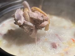 -大匠工房古船木艺术餐厅·猪肚鸡专门店(长白仙岛店)