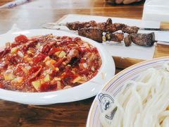-歹歹的加个面过油肉拌面