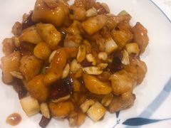 宫保鸡丁-东兴楼饭庄(六里桥店)