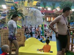 -沈阳龙润夏宫温泉水乐园