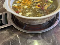 -野菌园·野生菌火锅首创第一家(关兴路总店)