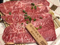 -山川小町·极番烧肉(新地假日广场店)