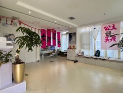 -黎蓓露·徒手骨雕蛋白抗衰·调肤管理