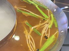 -由衷贵州酸汤牛肉火锅(新桥店)