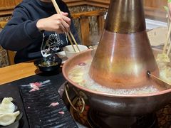 -果松木炭酸菜铜火锅·外婆参鸡汤