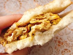 -必胜客(东大桥店)